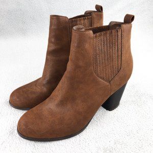 Madden Girl Heeled Boots / Ankle Booties Brown Women's Size 9